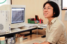 （写真）　新殿 雅恵
